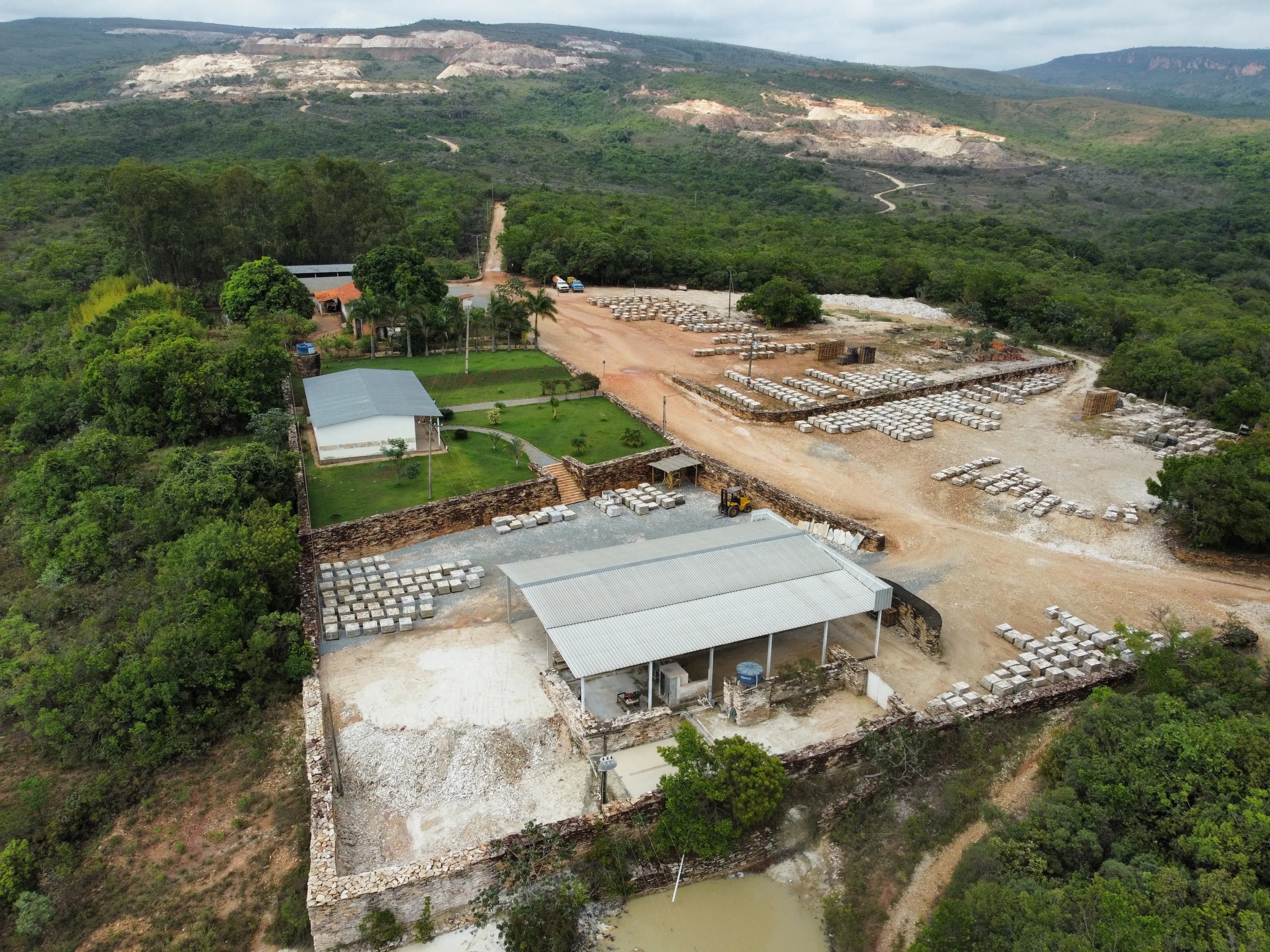 Fábrica Brasil Stones